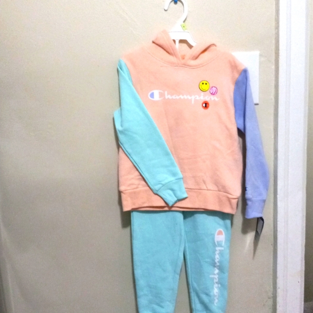A nice colorful set for girl.